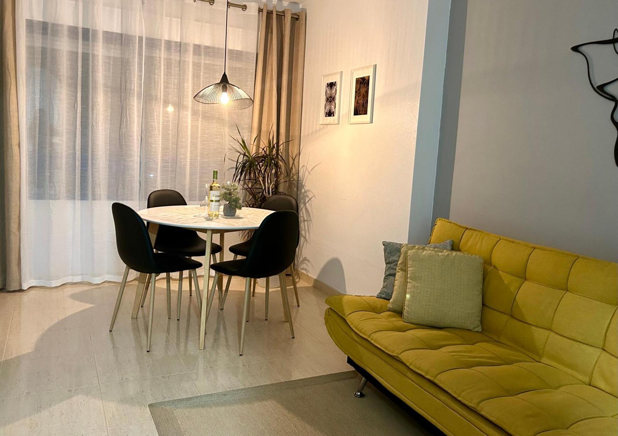 Apartamento Hermosa Glea Campoamor Luaran gambar